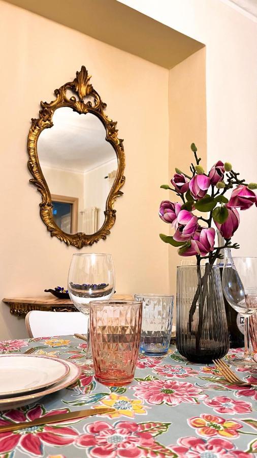 Al Bicerin Apartment, In Historical Center Of Torino Eksteriør bilde